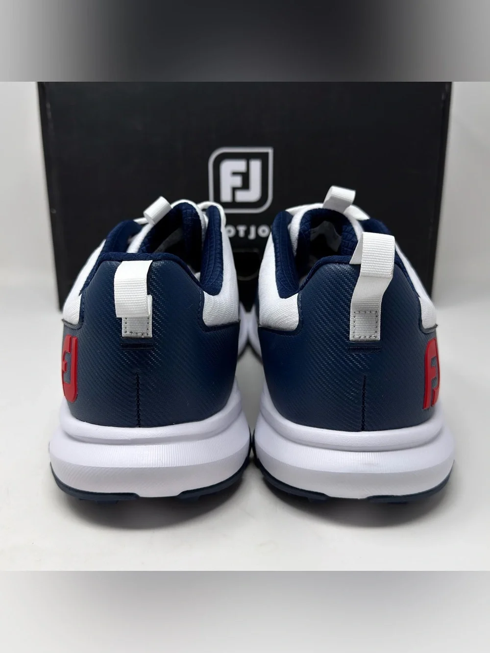 FootJoy tour rival